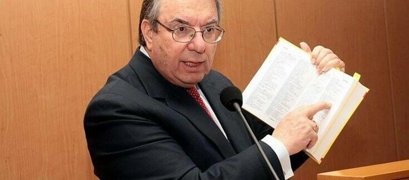 Γ.Μπαμπινιώτης για Clickaway: «Ούτε δύσκολο ούτε γελοίο να δοκιμάσουμε την ελληνική απόδοση»